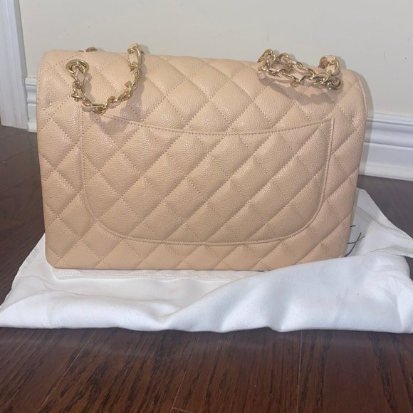 Chanel Classic Jumbo Flap - Picture 3 of 8